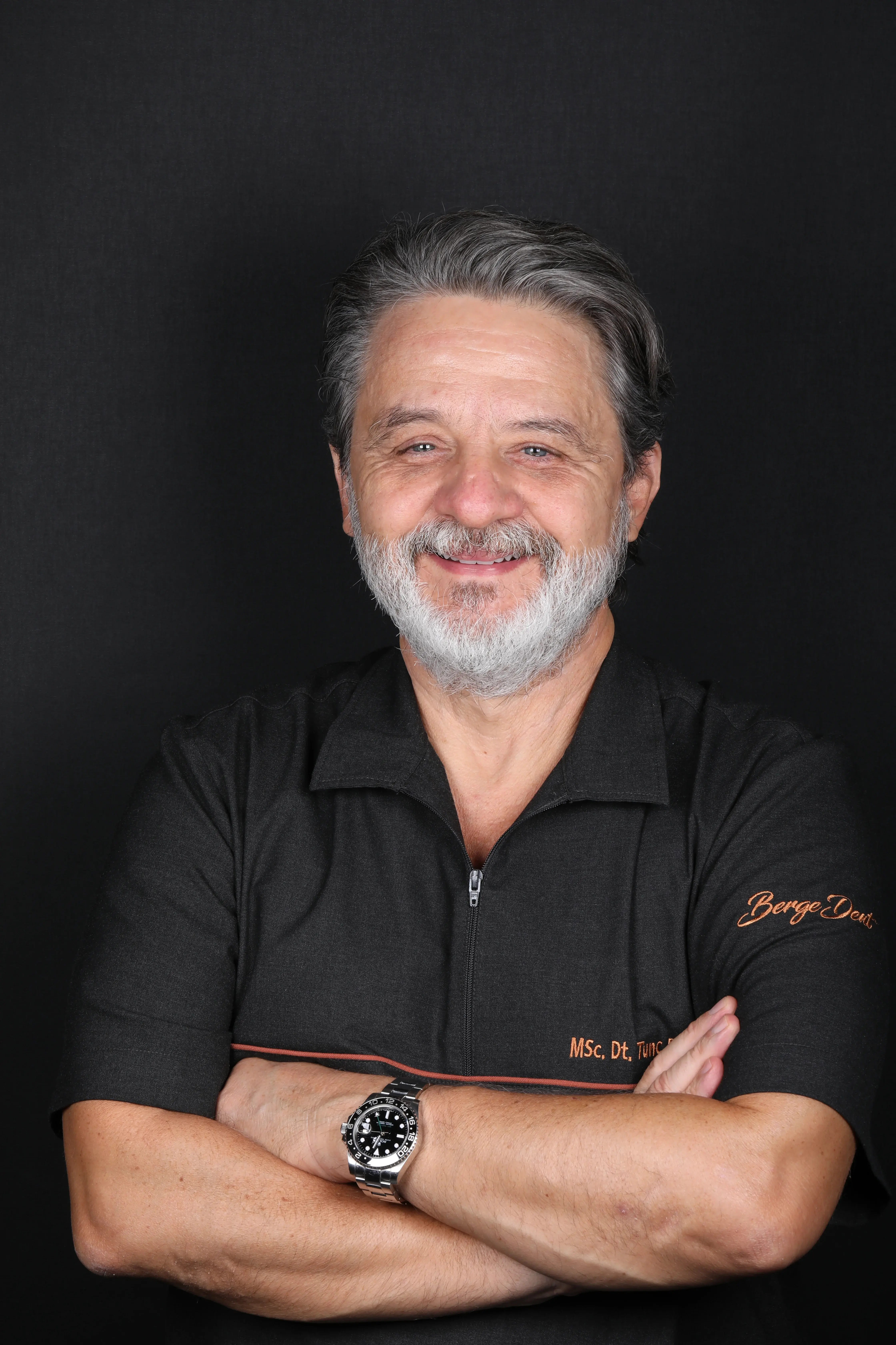 MSc Dt. Tunç Berge — esthetic dentistry and implantology specialist, Bergedent Istanbul